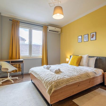 Golden Glow Residence Софія Екстер'єр фото