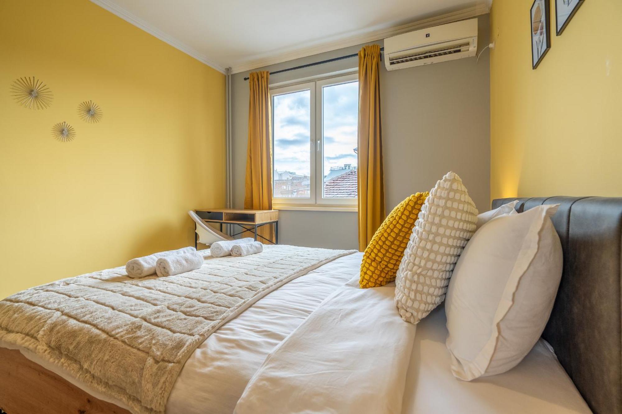 Golden Glow Residence Софія Екстер'єр фото