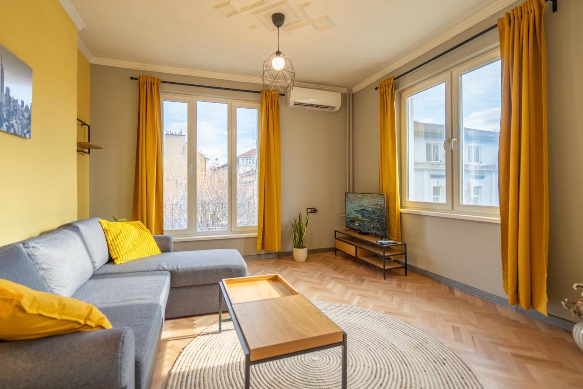 Golden Glow Residence Софія Екстер'єр фото