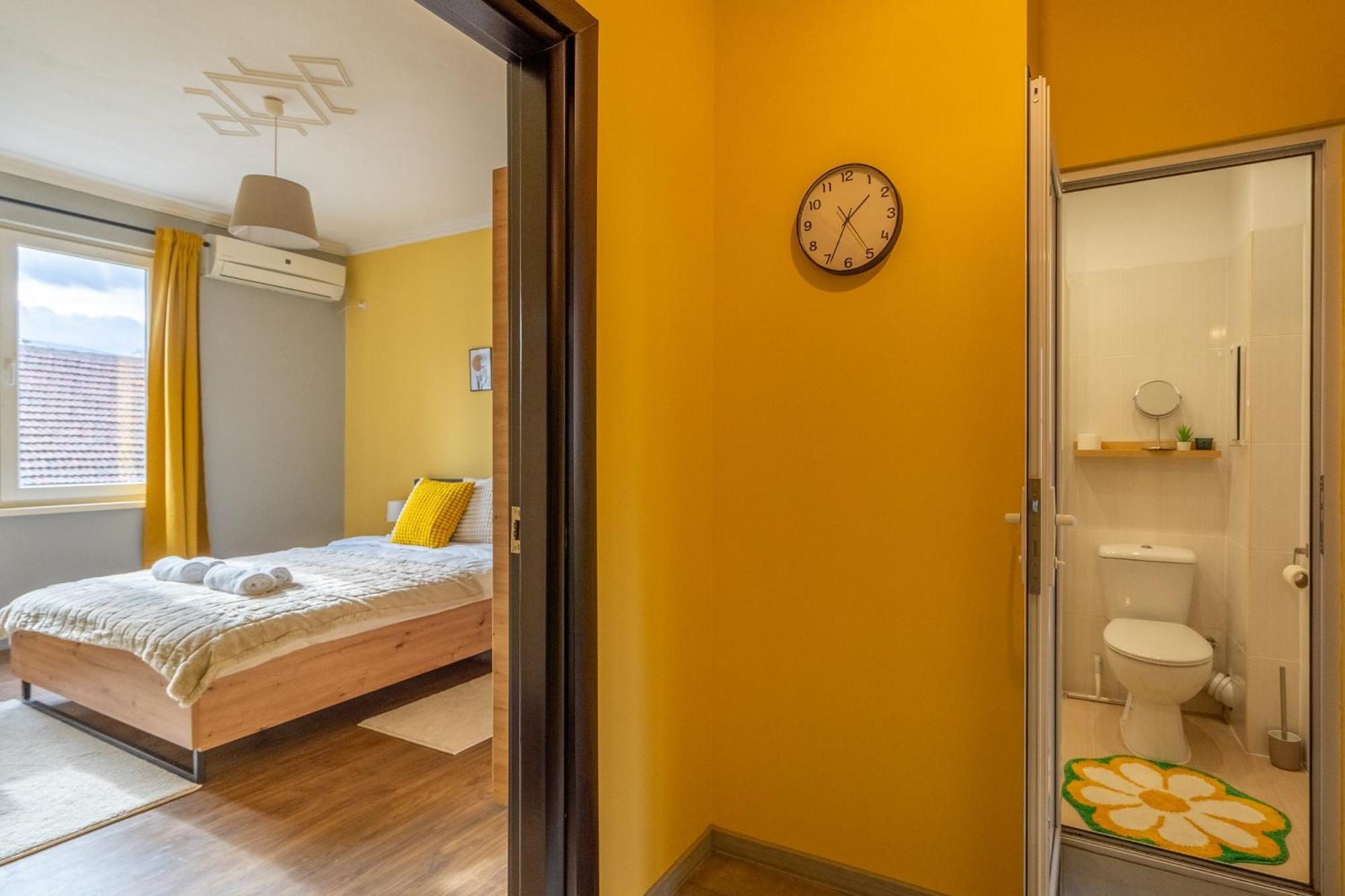 Golden Glow Residence Софія Екстер'єр фото